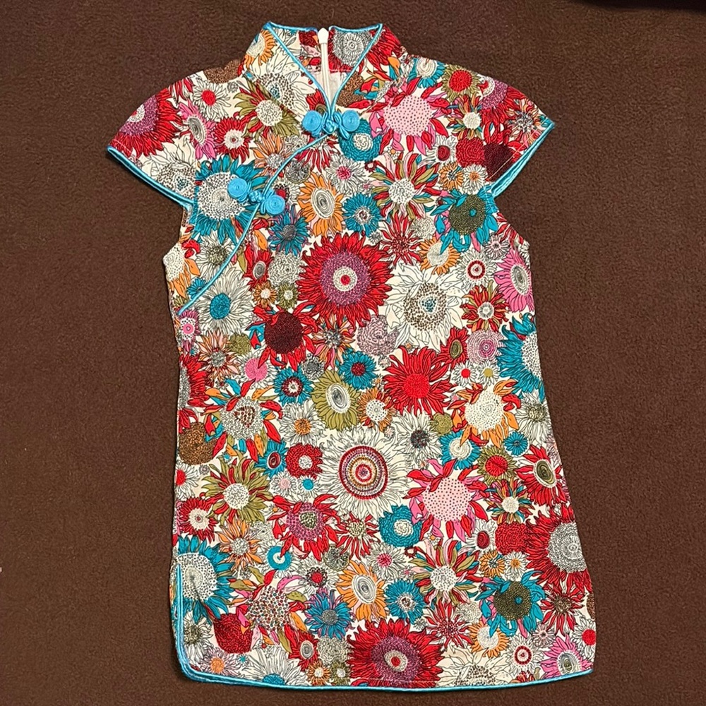 Vibrant Floral Dress with Blue Trim
